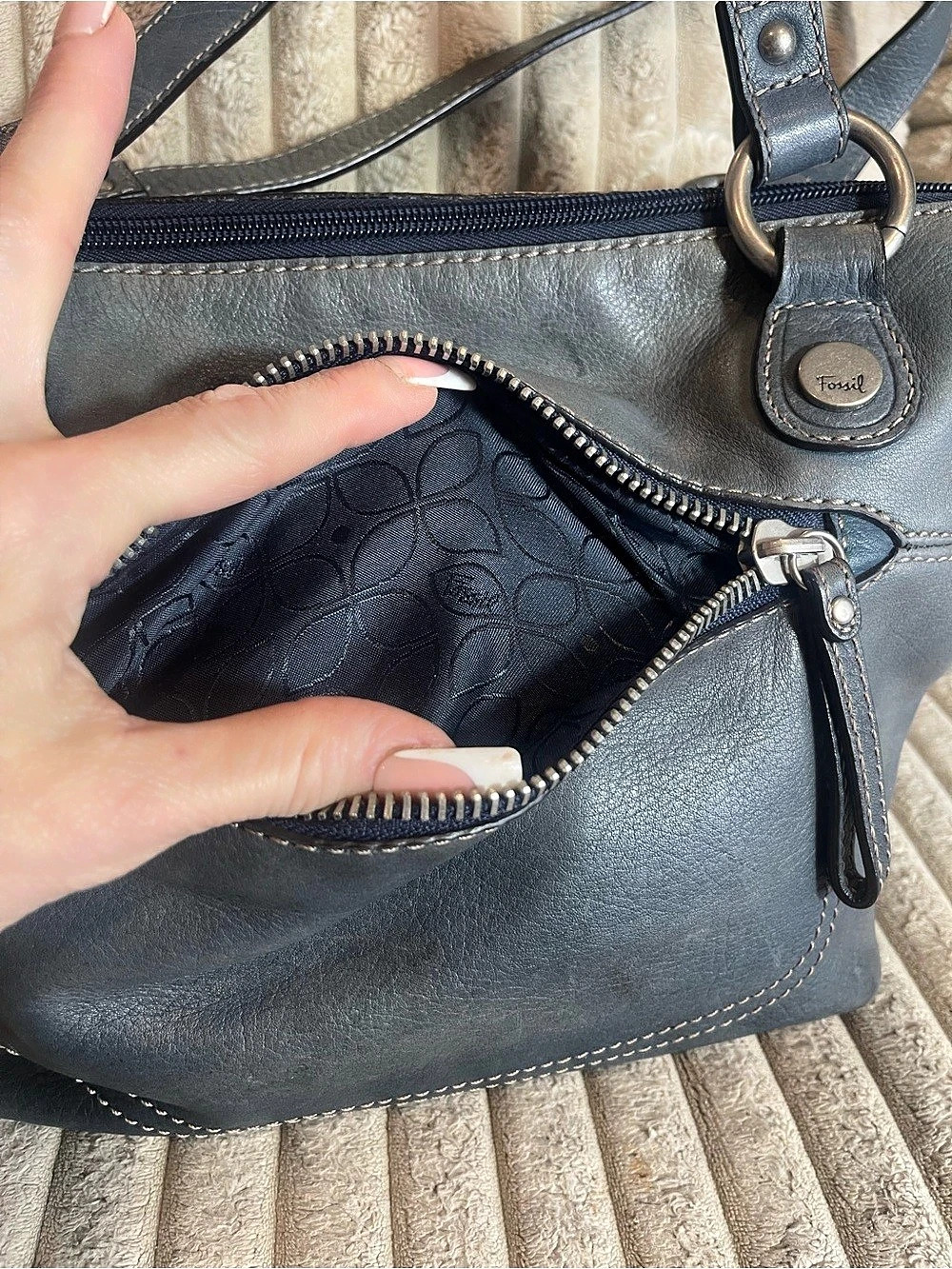 Fossil Blue Leather Shoulder Tote - Picture 3 of 8